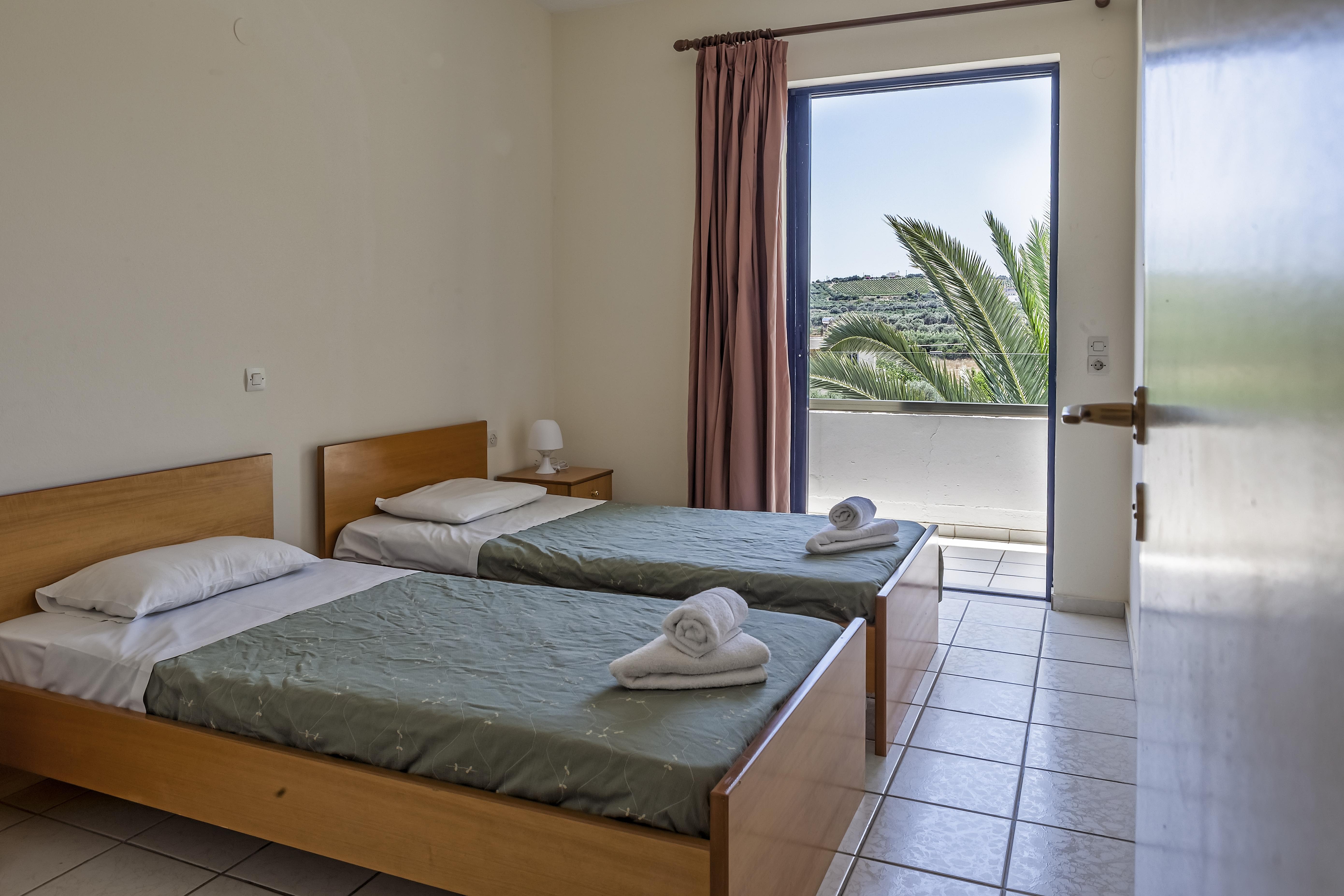 Aparthotel Cretan Sun à Adelianos Kampos Extérieur photo