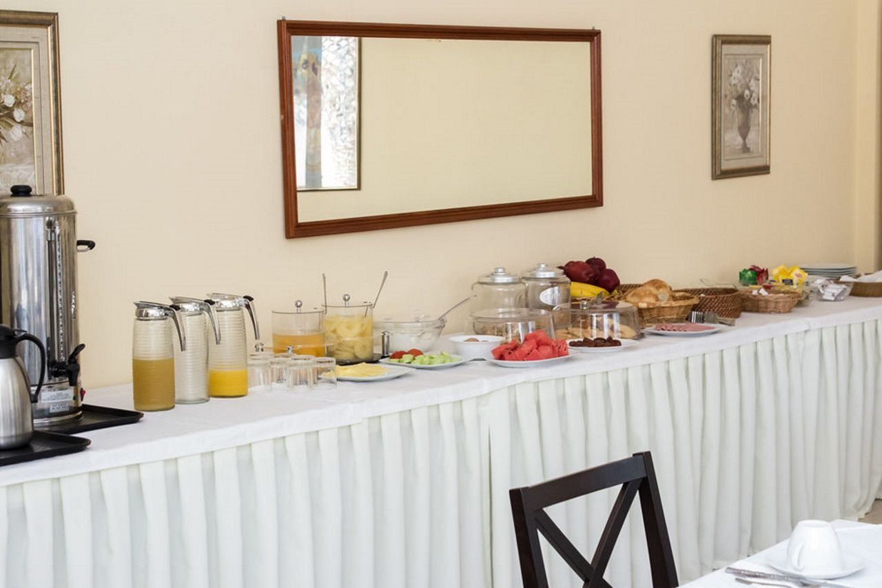 Aparthotel Cretan Sun à Adelianos Kampos Extérieur photo